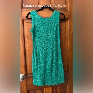 Sleeveless Green Lace Dress - size S
